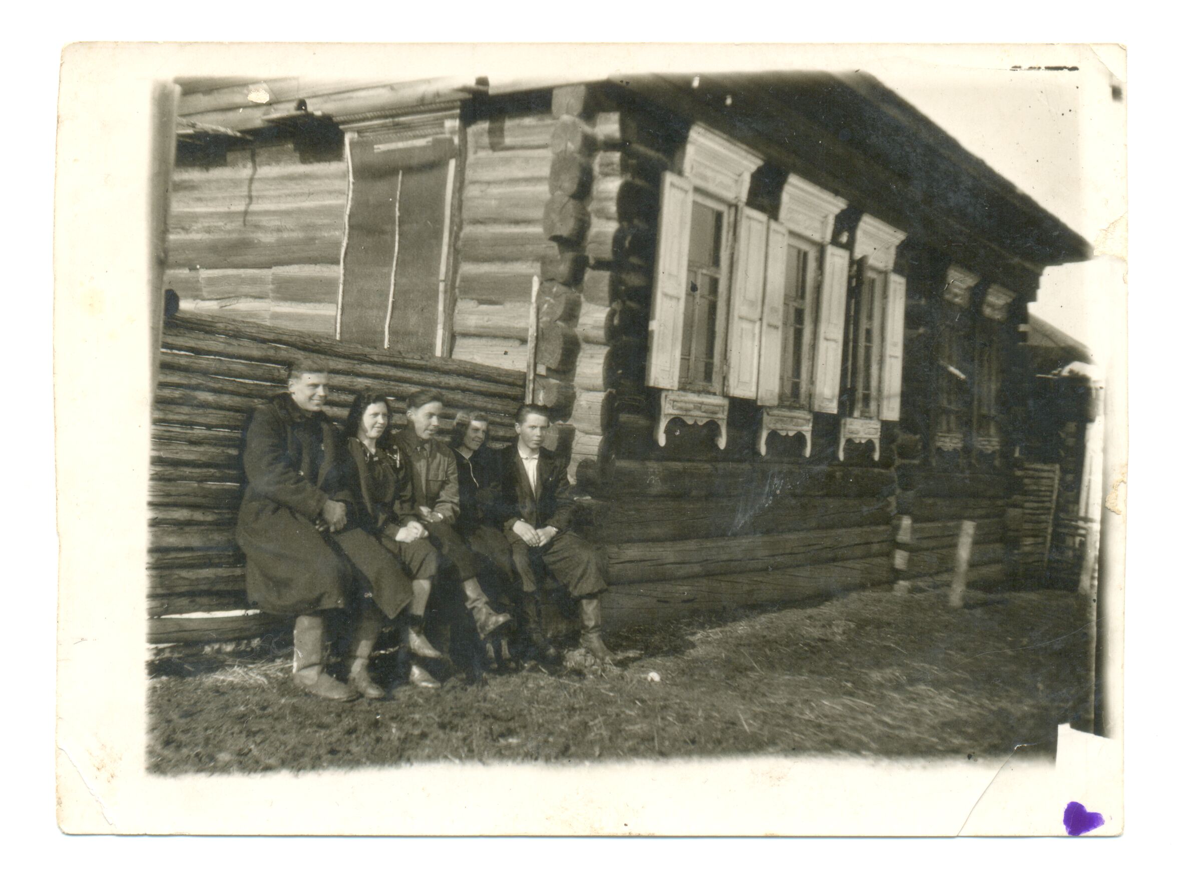Nežinomas fotografas, Lietuviai tremtiniai Sibire. Krasnojarsko kraštas, Rusija. 1956 m.