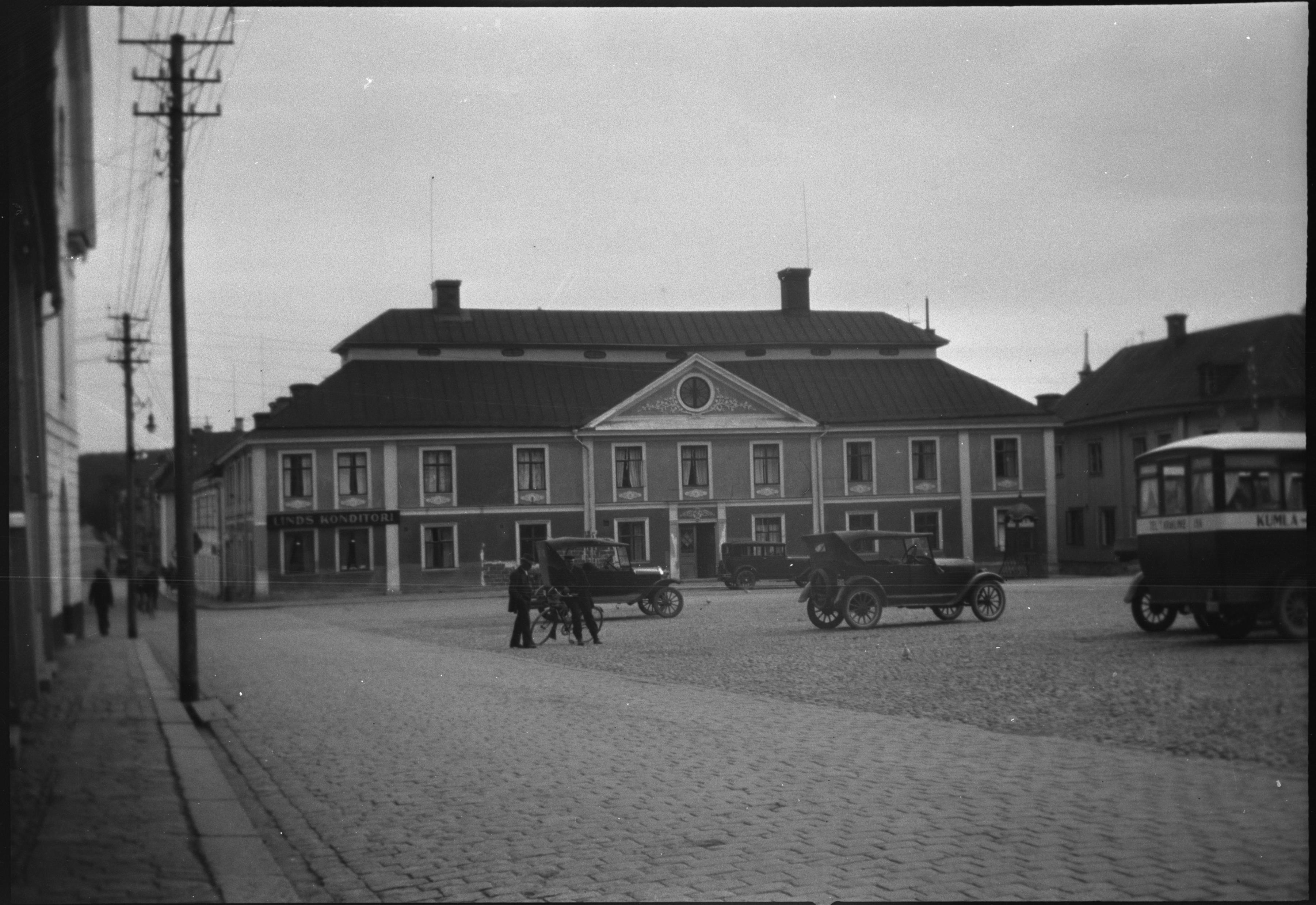 Berit Wallenberg, Arboga