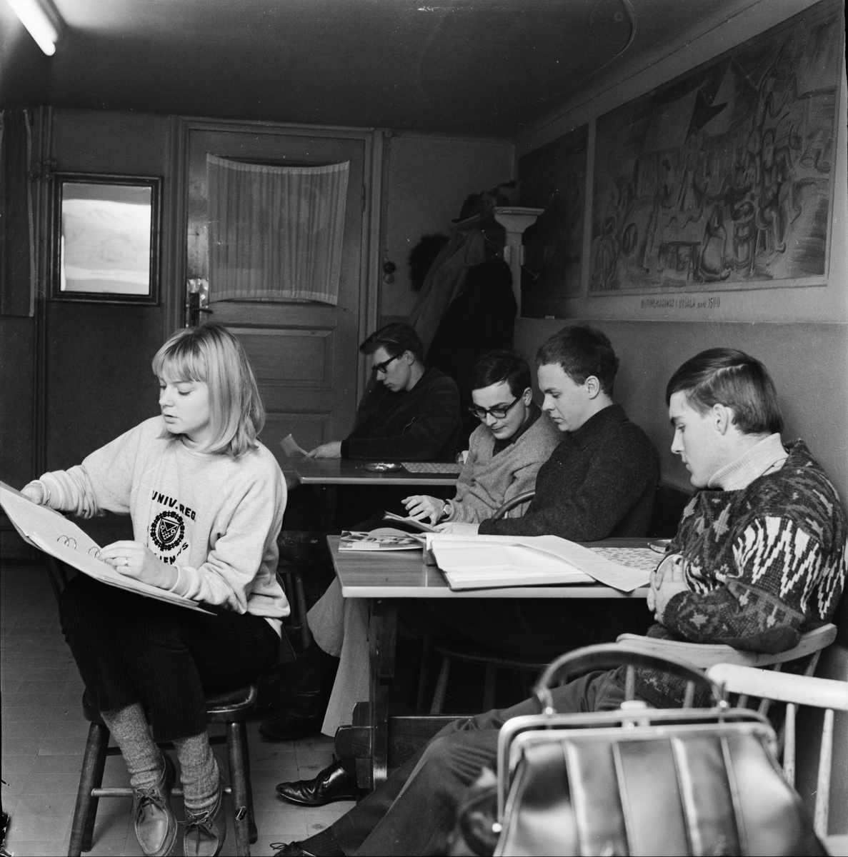 Uppsala-Bild, Course - “folk songs give new content to English language course,” Uppsala 1965