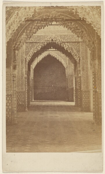 Unknown, [Hallway at the Alhambra]