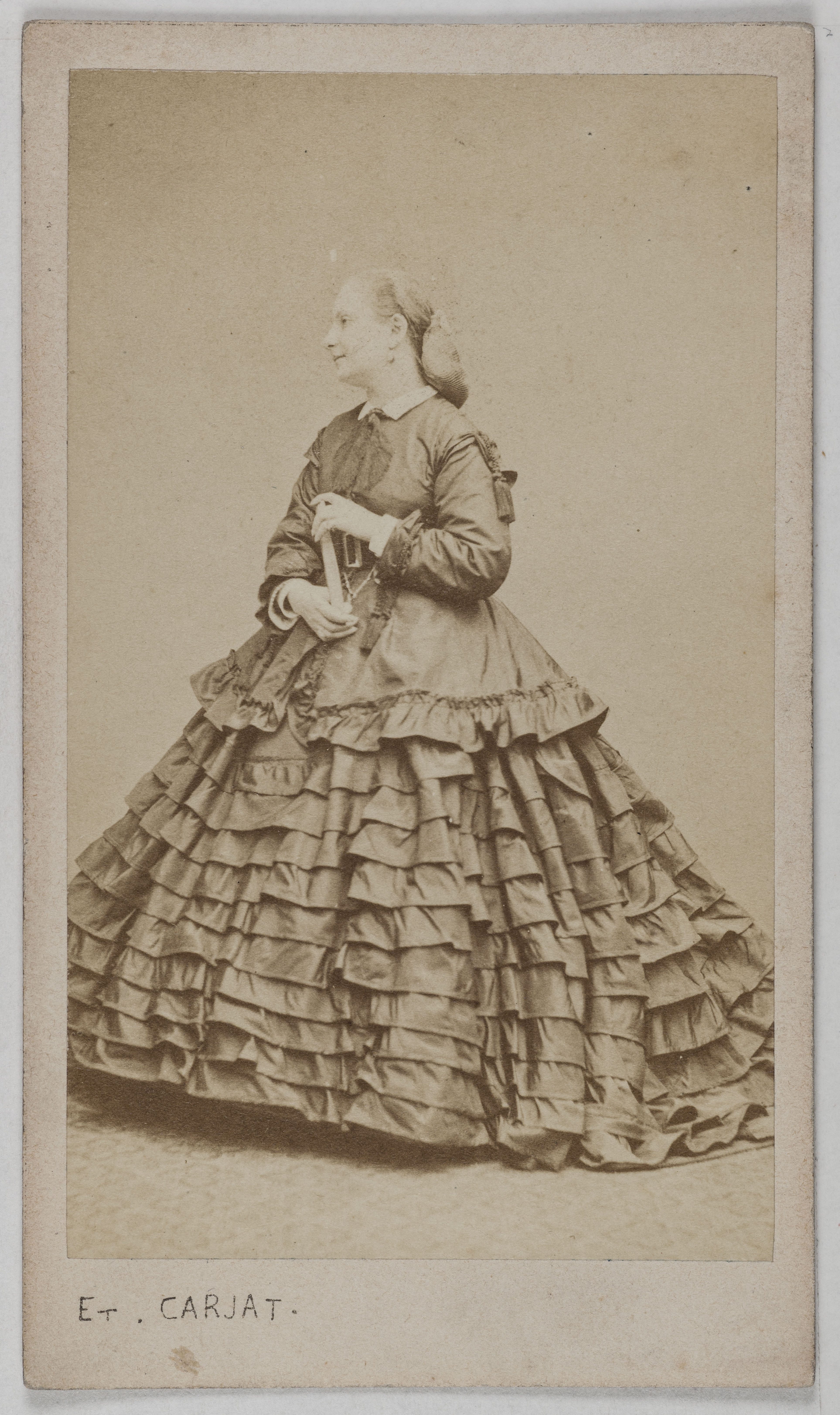 Carjat & Cie, Portrait de Louise Jeune