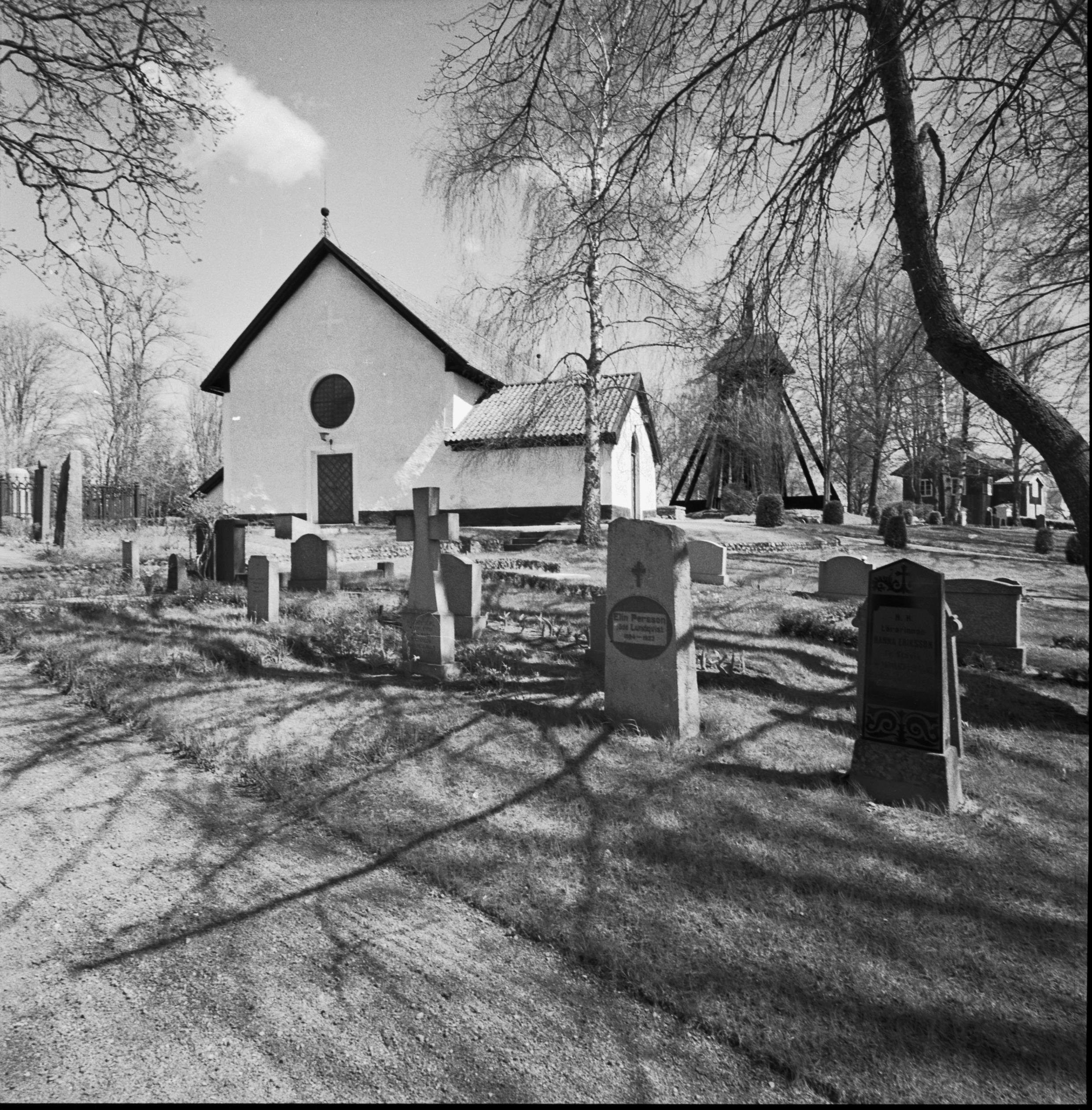 Nils Lagergren, Råby-Rönö kyrka