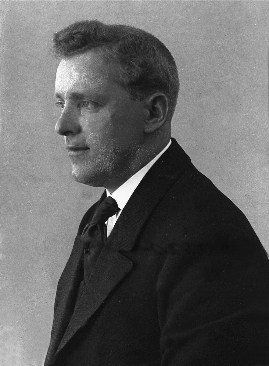 Gustav Borgen, NFB.43380
