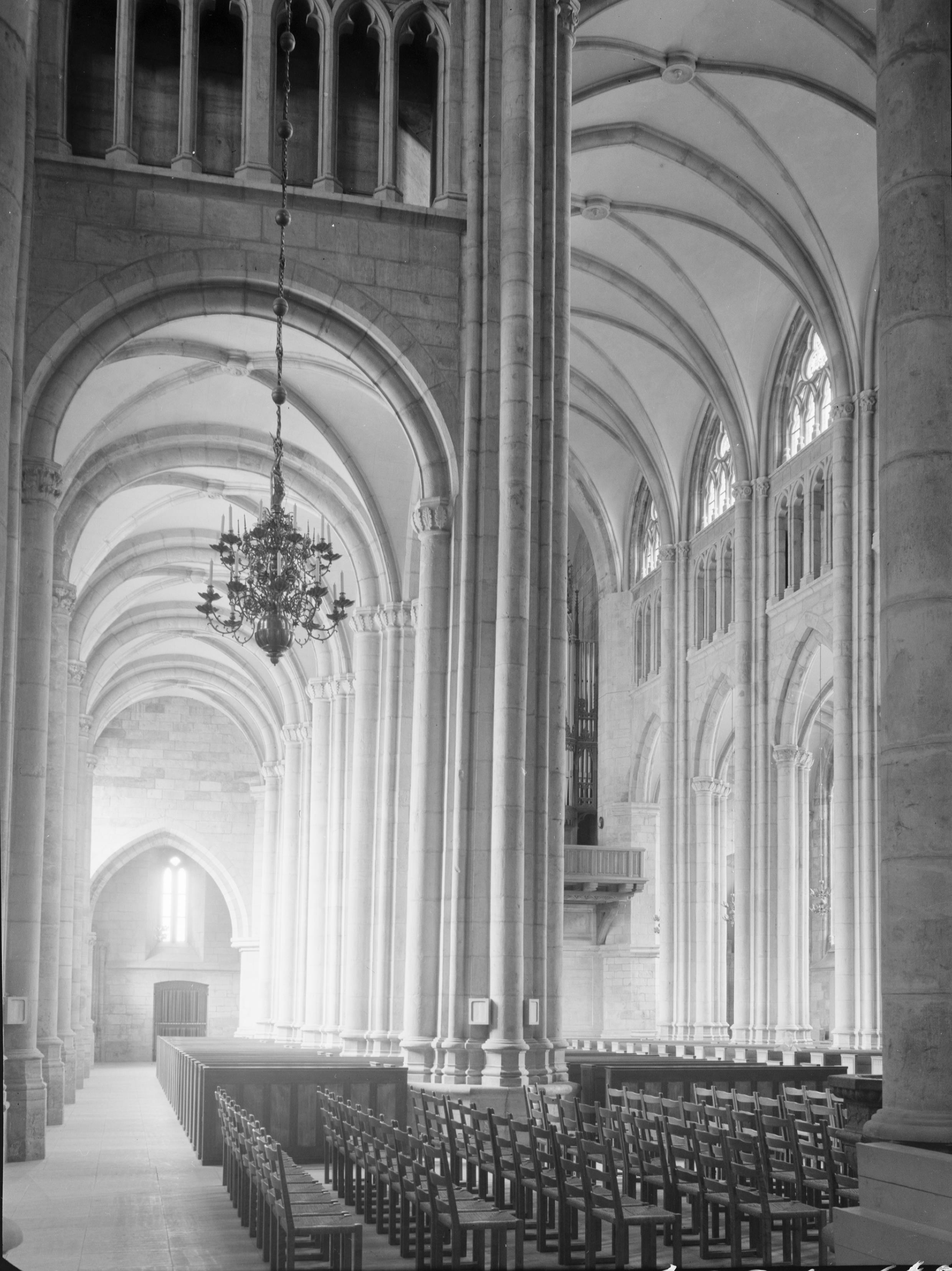 Iwar Anderson, Skara domkyrka (Sankta Maria kyrka)