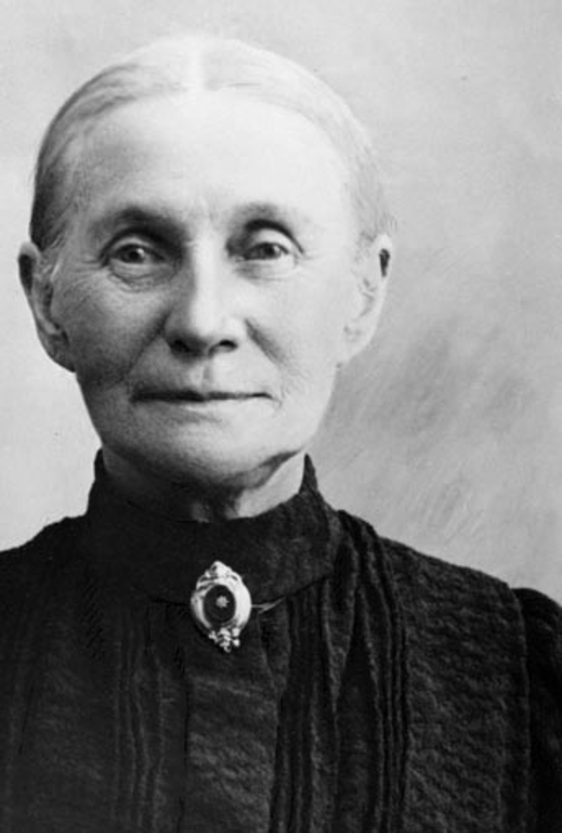 Anno Domkirkeodden, Portrett av Pernille Nilsdatter Fossum, født Jøråsen (1839-1925). Balstad, Nes, Hedmark.