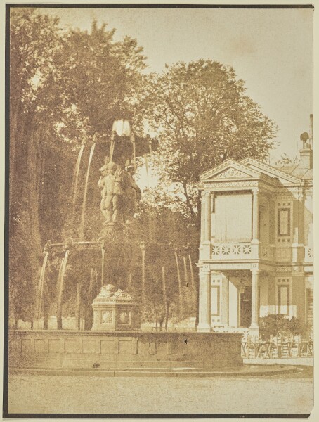 Hippolyte Bayard, [Fountain of the Four Seasons by Jean-Auguste Barre and the West Wing of the Restaurant Guillemin]