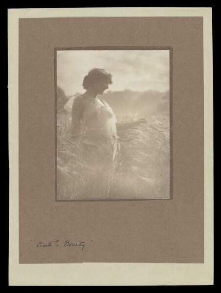 Smith, Kate, Earth's Bounty