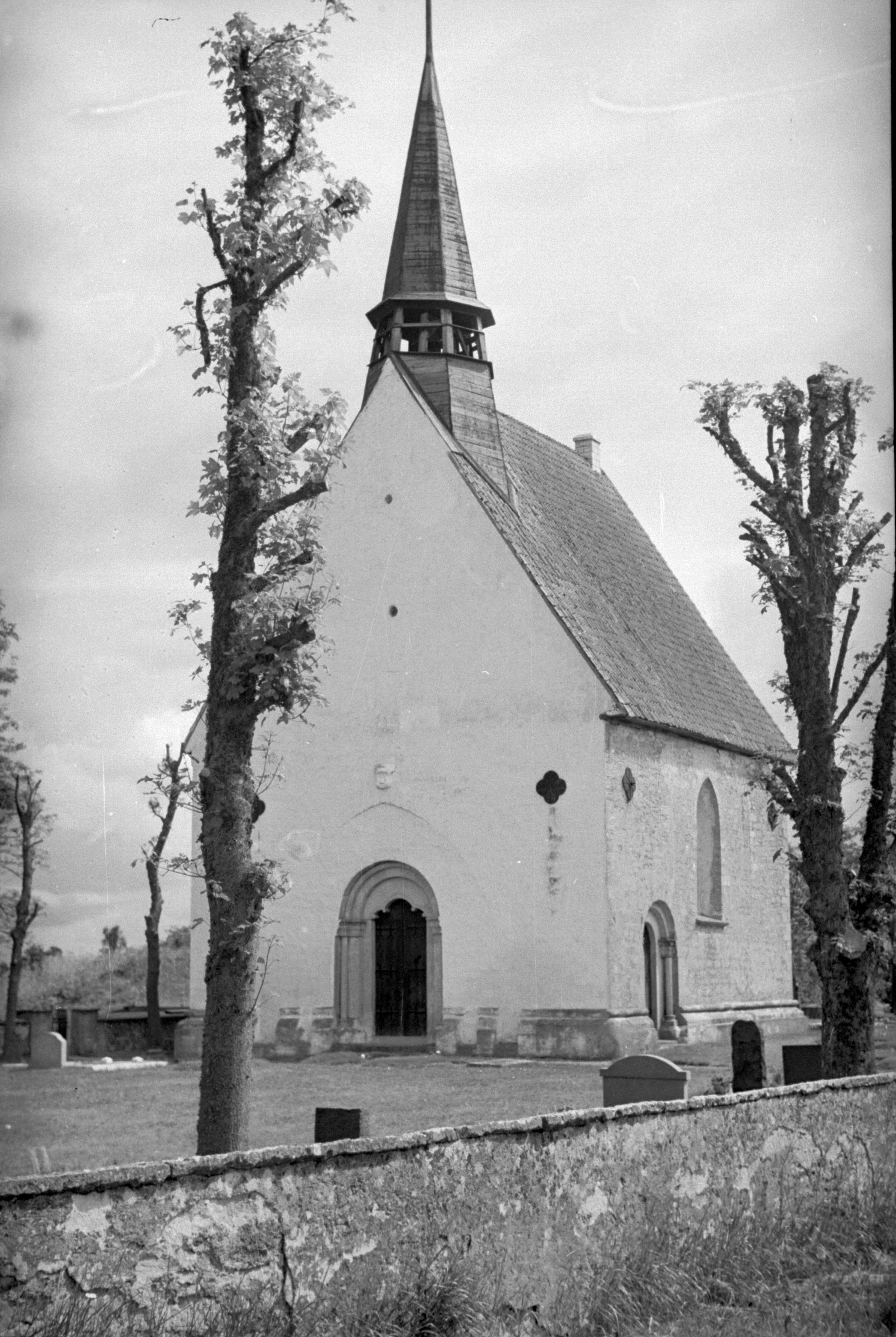 Bertil Berthelson, Västergarns kyrka