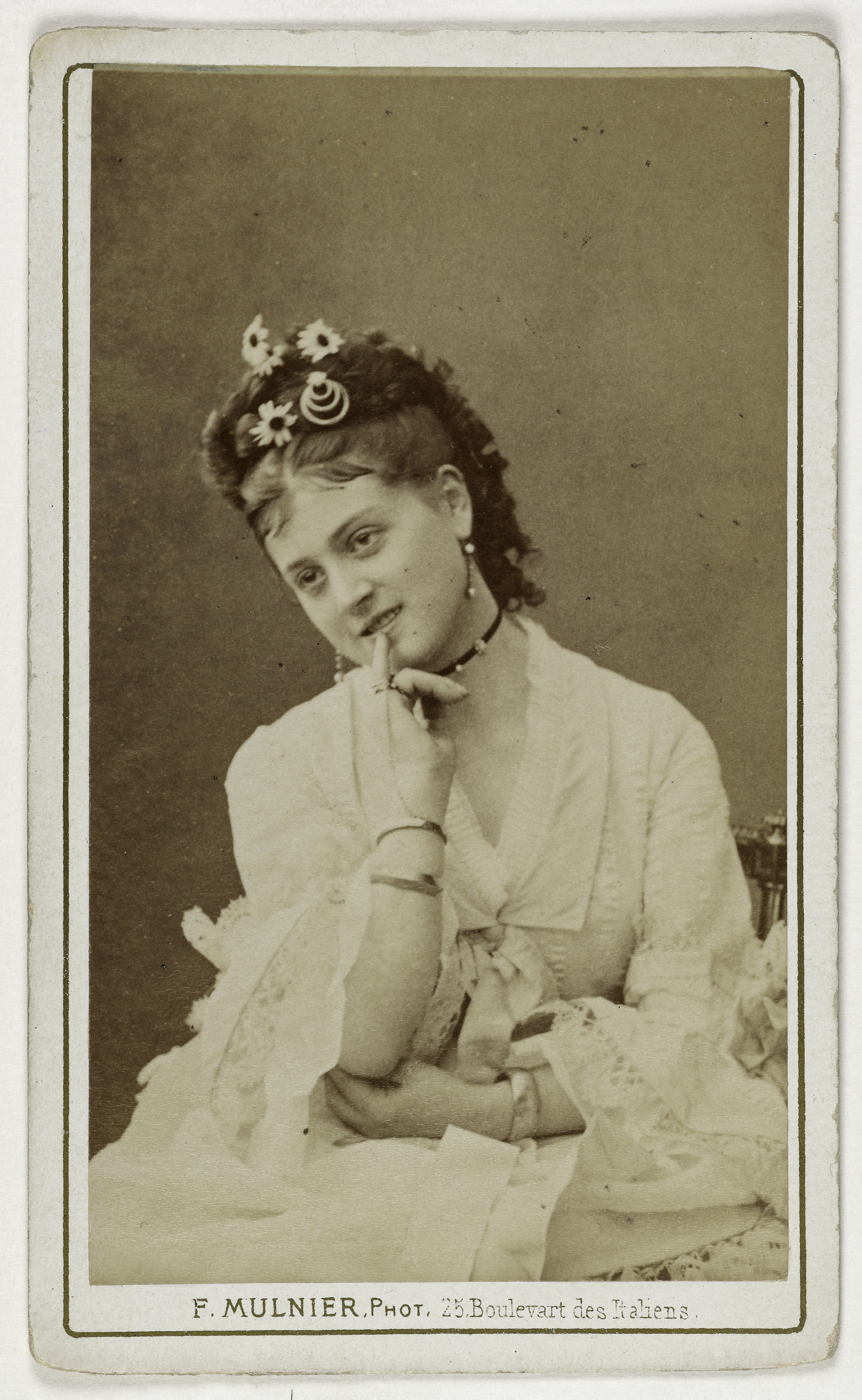 Ferdinand Mulnier, Portrait d'Invernizzi, (danseuse à l'Opéra en 1870)
