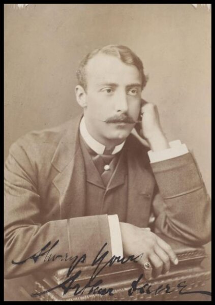 London Stereoscopic and Photographic Company, Guy Little Theatrical Photograph