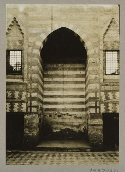 K.A.C. Creswell, Southwest iwan in the mosque of Mamluk Sultan al-Ashraf Qaytbay on Rawda island, Cairo