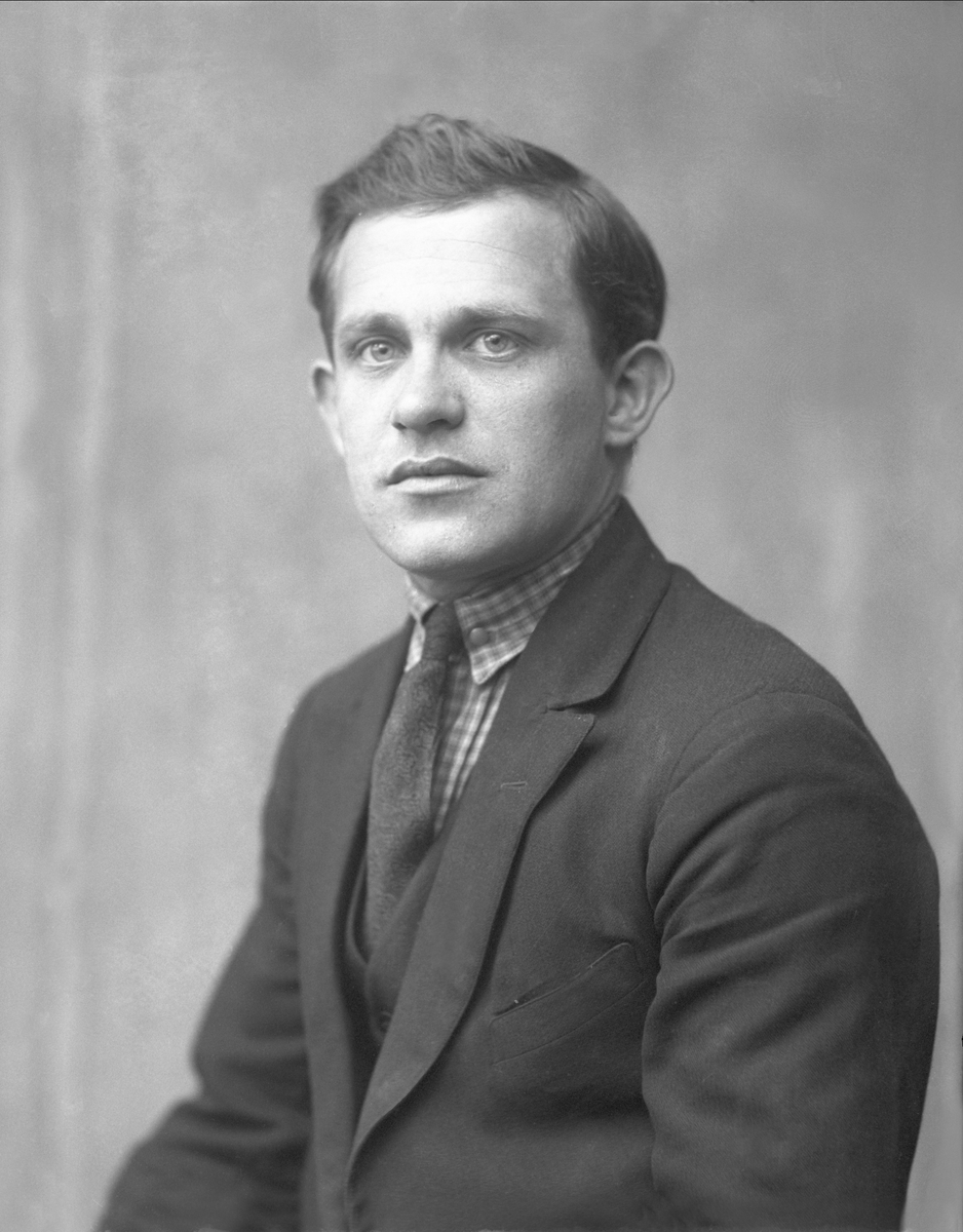 Gustav Borgen, NFB.56168