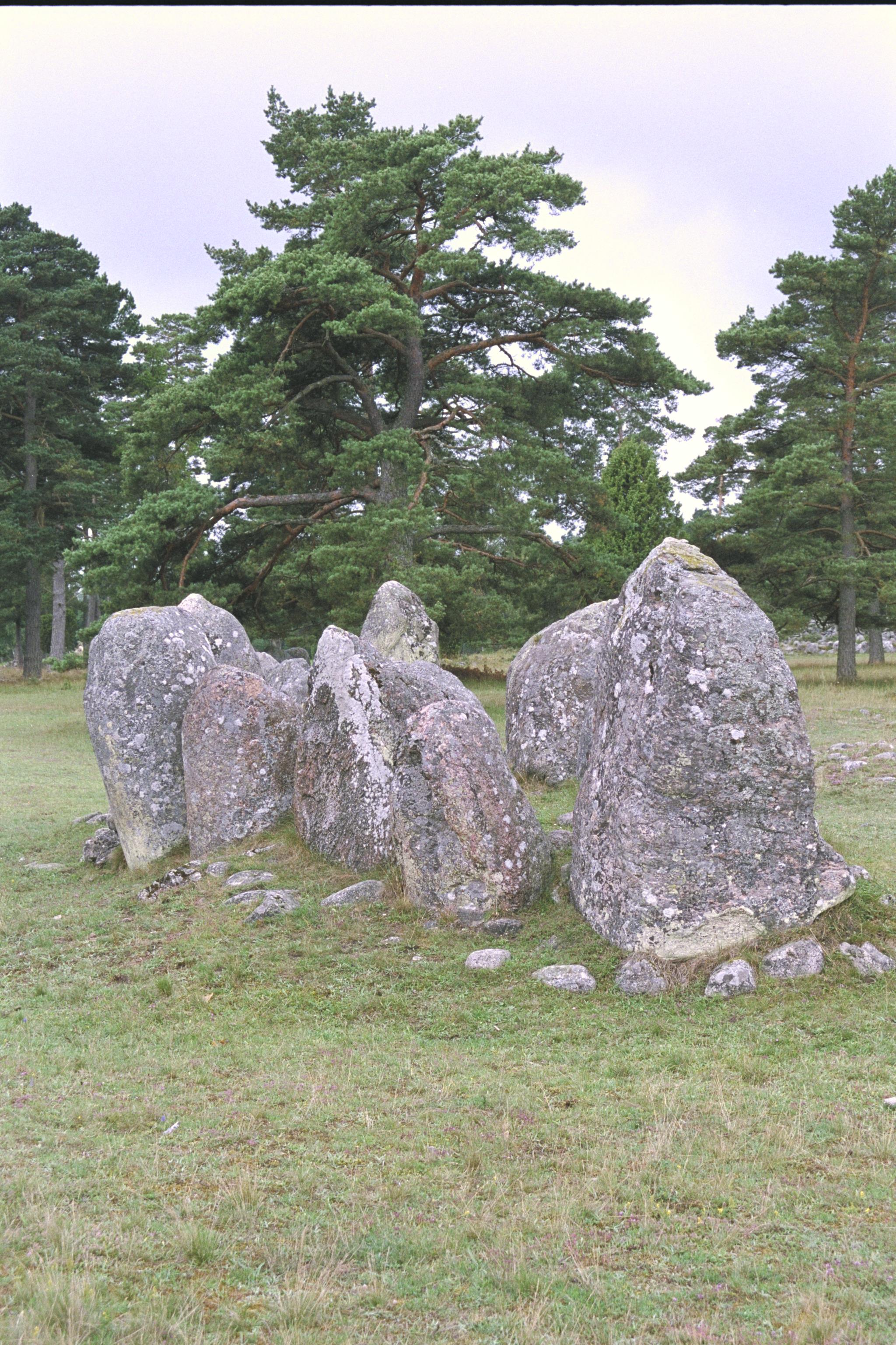 Bengt A Lundberg, Gålrums gravfält