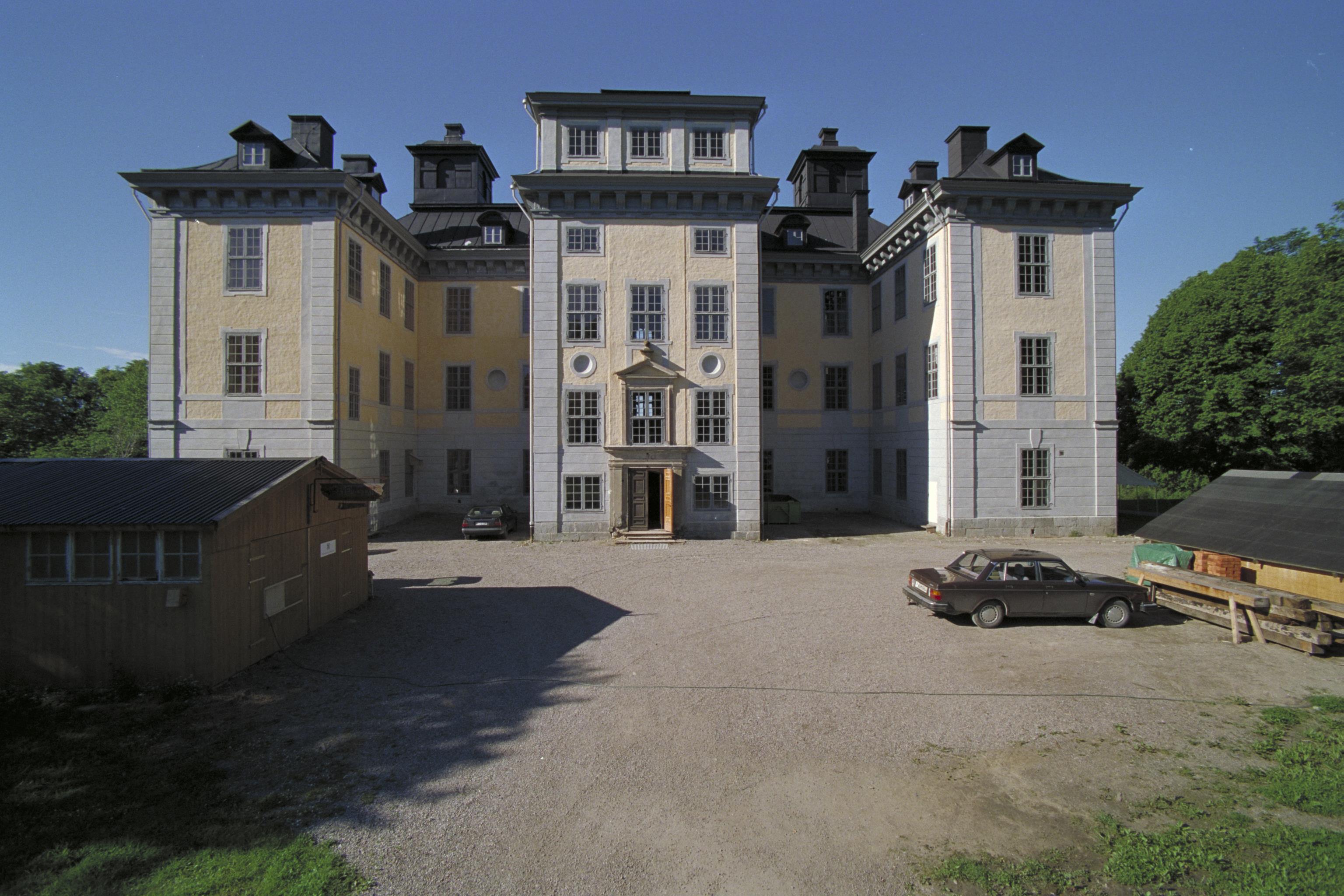Bengt A Lundberg, Mälsåkers slott