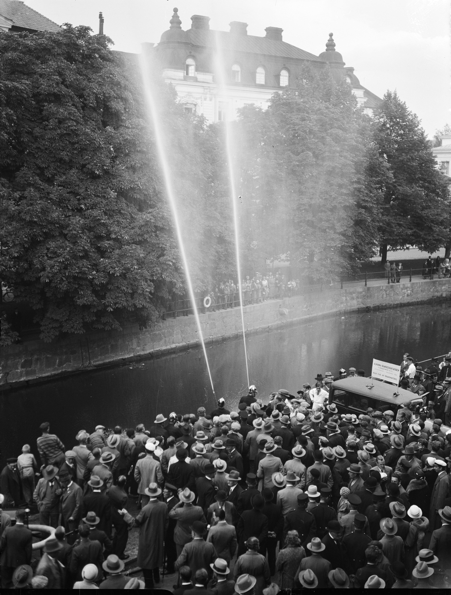 Paul Sandberg, "Publiksuccé för Upsala brandkår vid Norrlands nation", Västra Ågatan