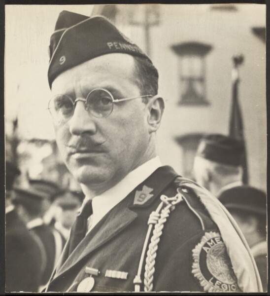 Walker Evans, American Legionnaire