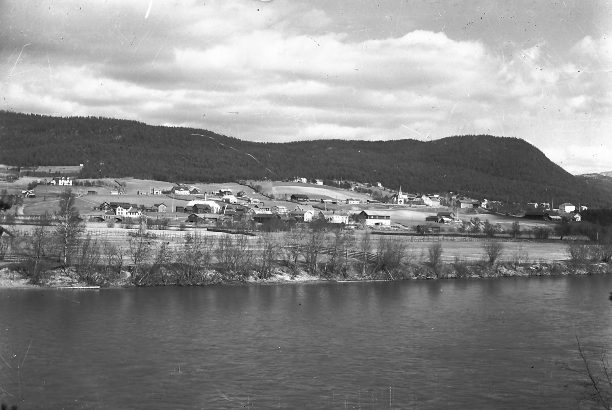 Per K. Lien, Alvdal sentrum fra vest.