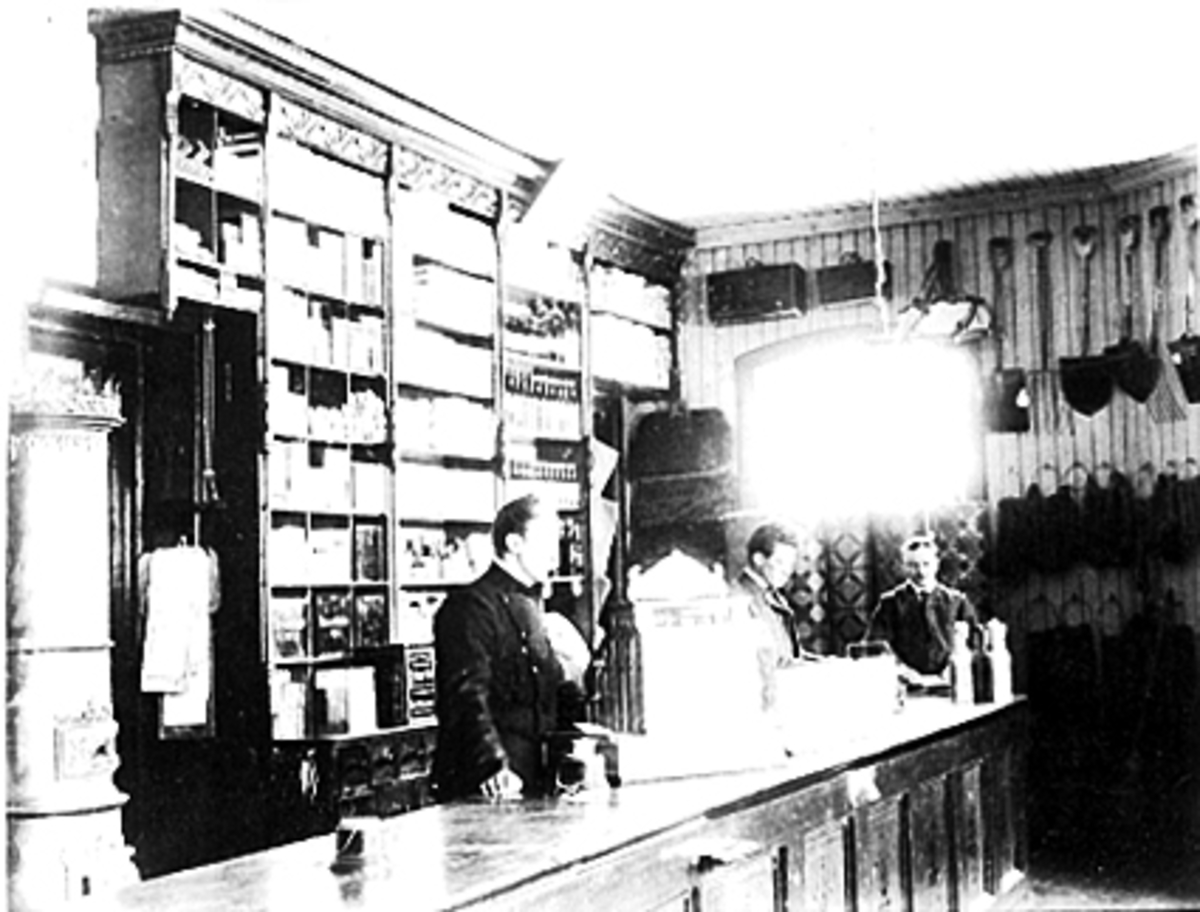 Anno Domkirkeodden, BUTIKKINTERIØR, M. MURSTADS FORRETNING, STORHAMARGATA 12, KOLONIAL, UTSALG