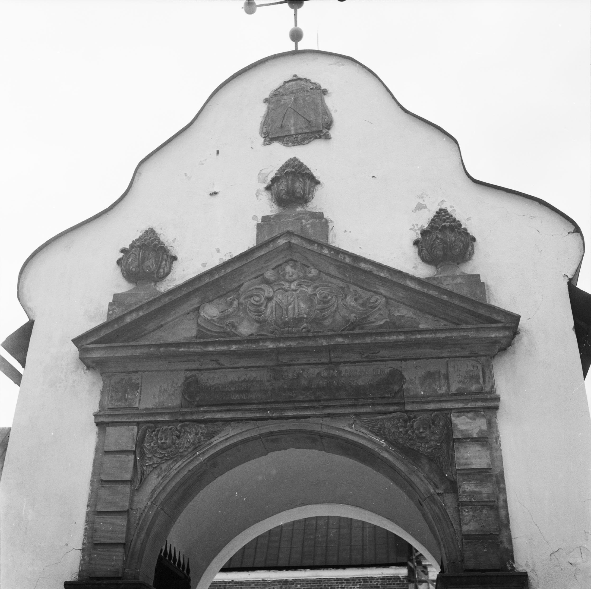 Åke Nisbeth, Österlövsta kyrka