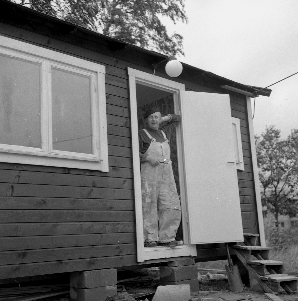 Örebro Kuriren, Ragge Perssons tobaksaffär, Ragges Tobak. 18 september 1955.