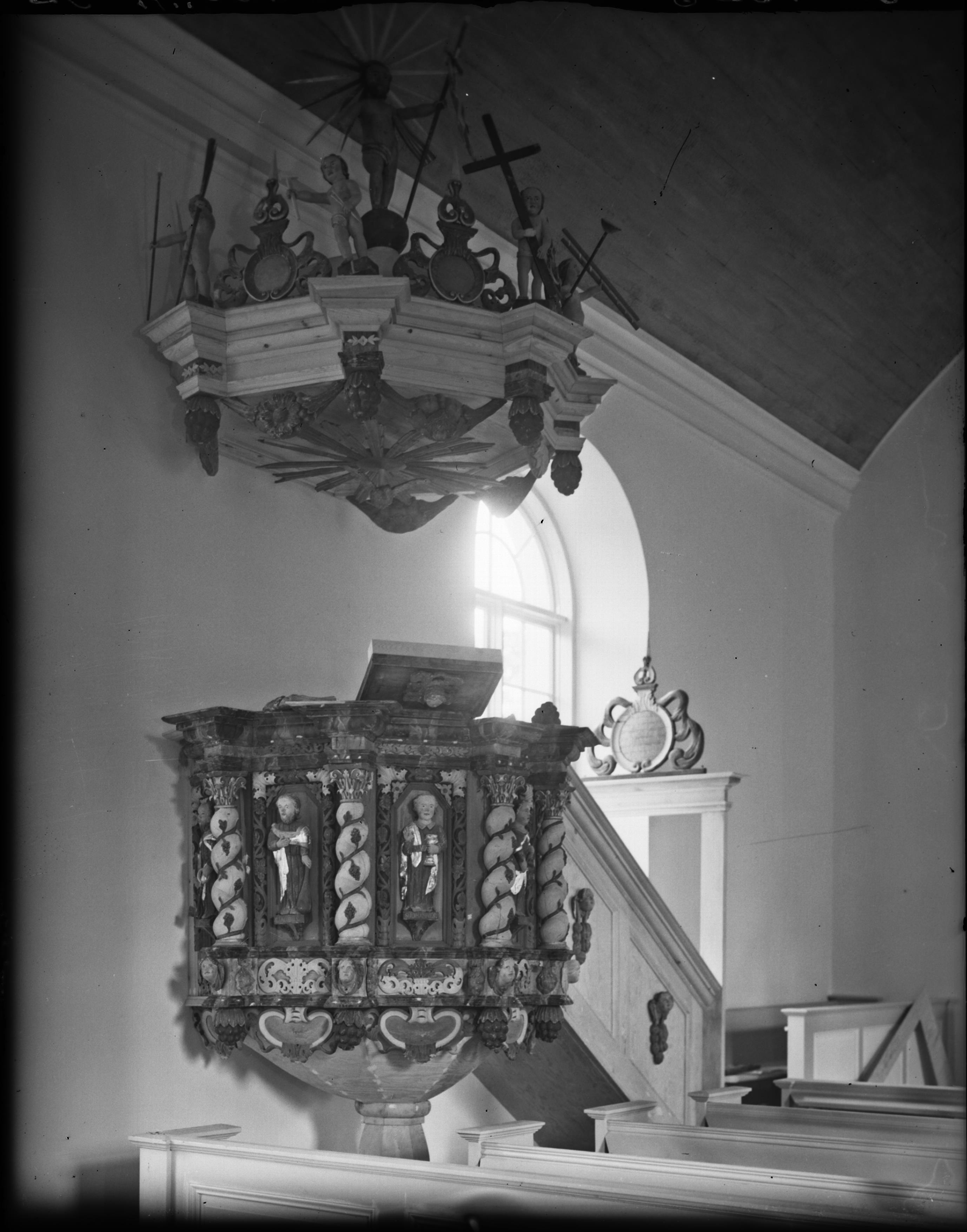 Olle Hellström, Högeruds kyrka