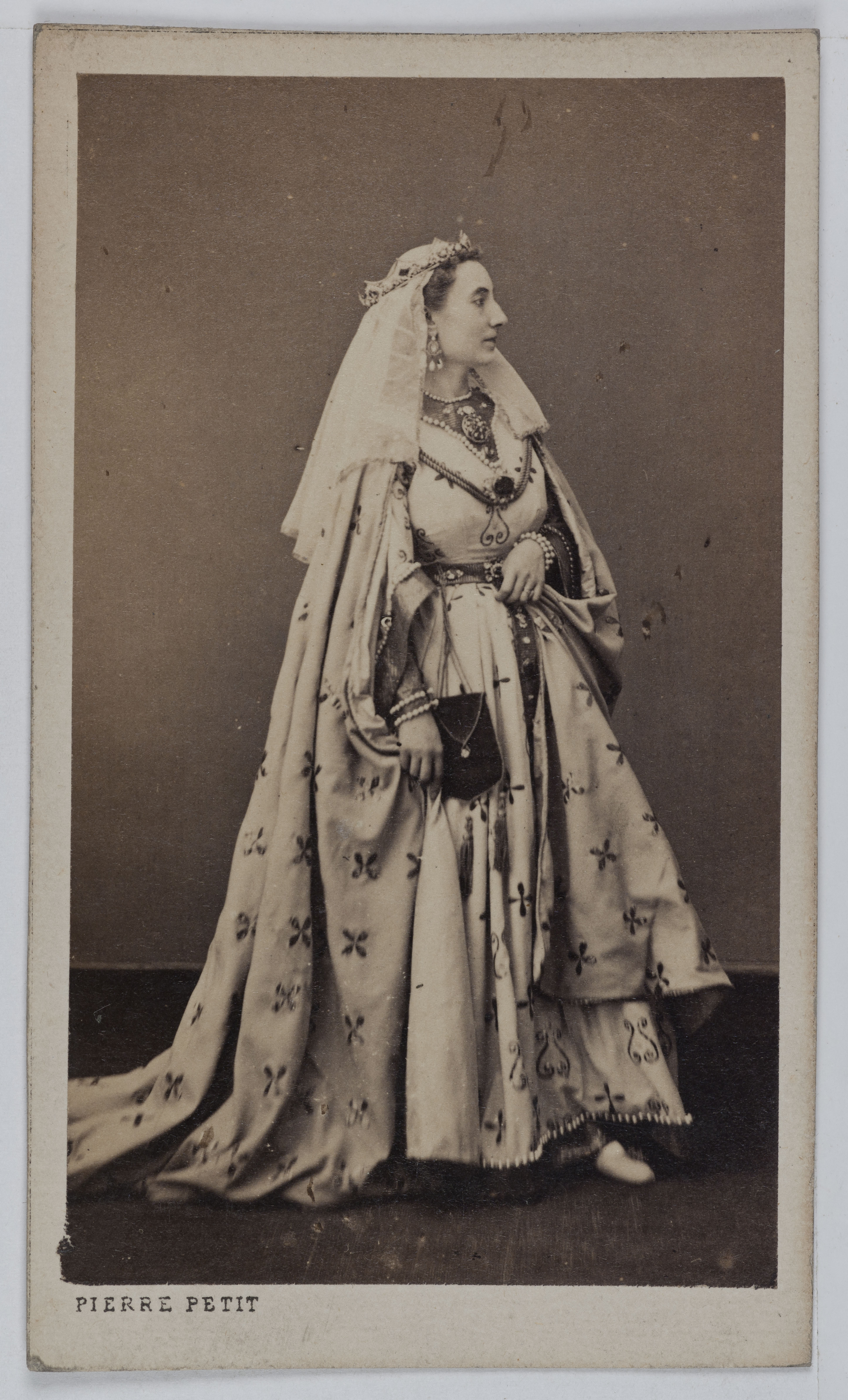 Pierre Petit, Portrait de Rey-Balla, actrice au Théâtre des Italiens et au Théâtre Lyrique.