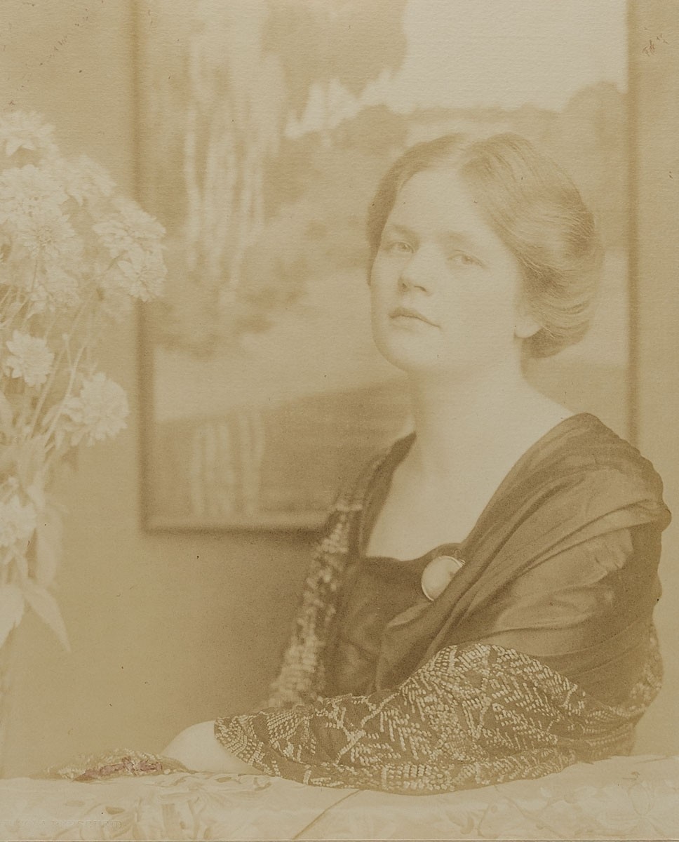 Nicola Perscheid, Damenbildnis