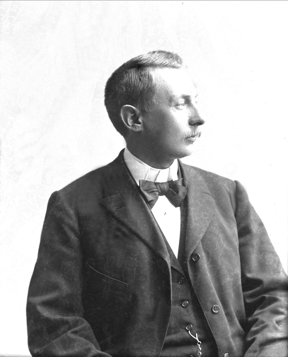 Gustav Borgen, NFB.43338