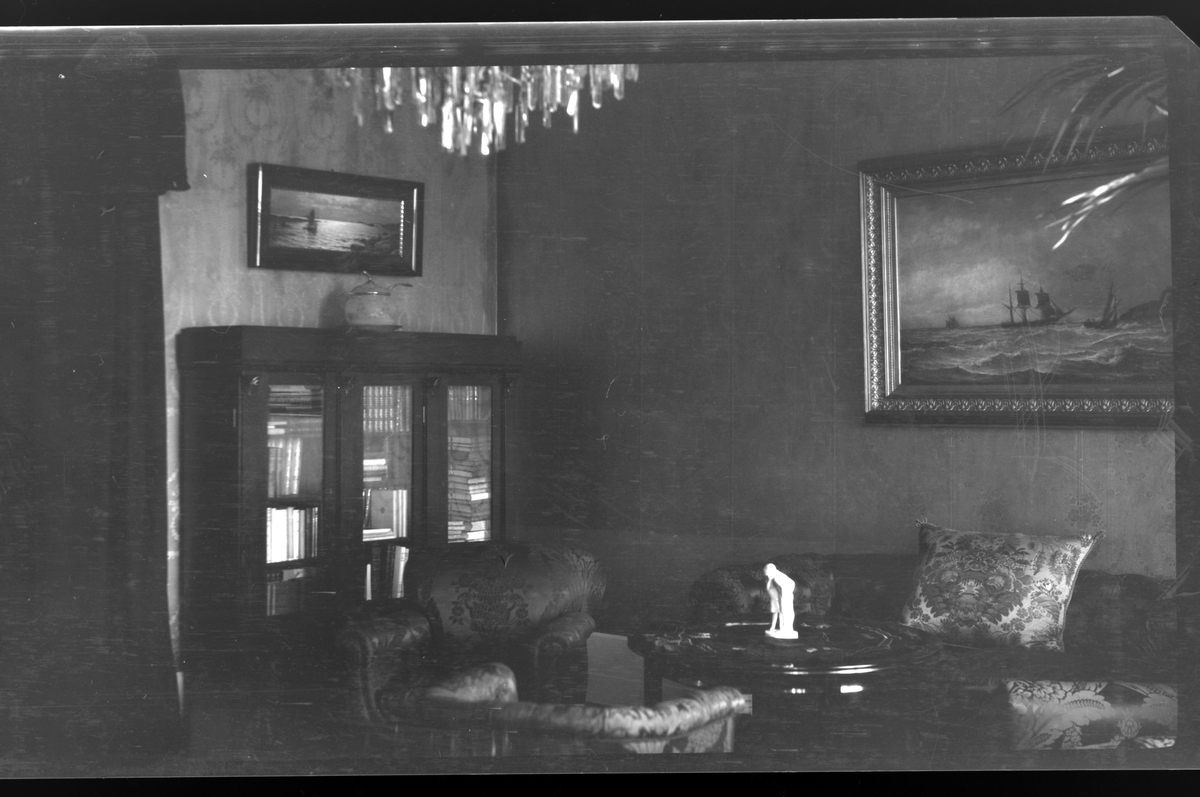 Rolf Sr. Sundt, Interiør og innredning i Rolf Sundt sr.'s leilighet i Thomas Heftyes gate 42 E, Oslo.