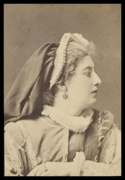 London Stereoscopic and Photographic Company, Guy Little Theatrical Photograph