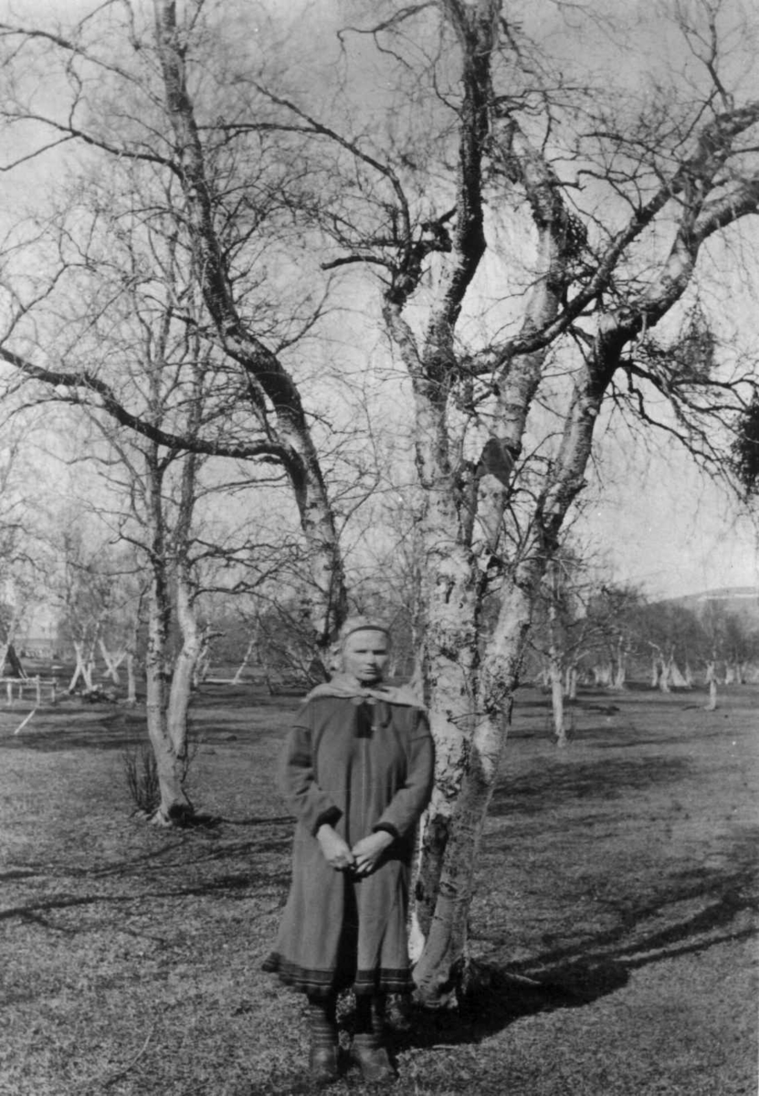 Konrad Nielsen, Portrett av Elen Olsen.