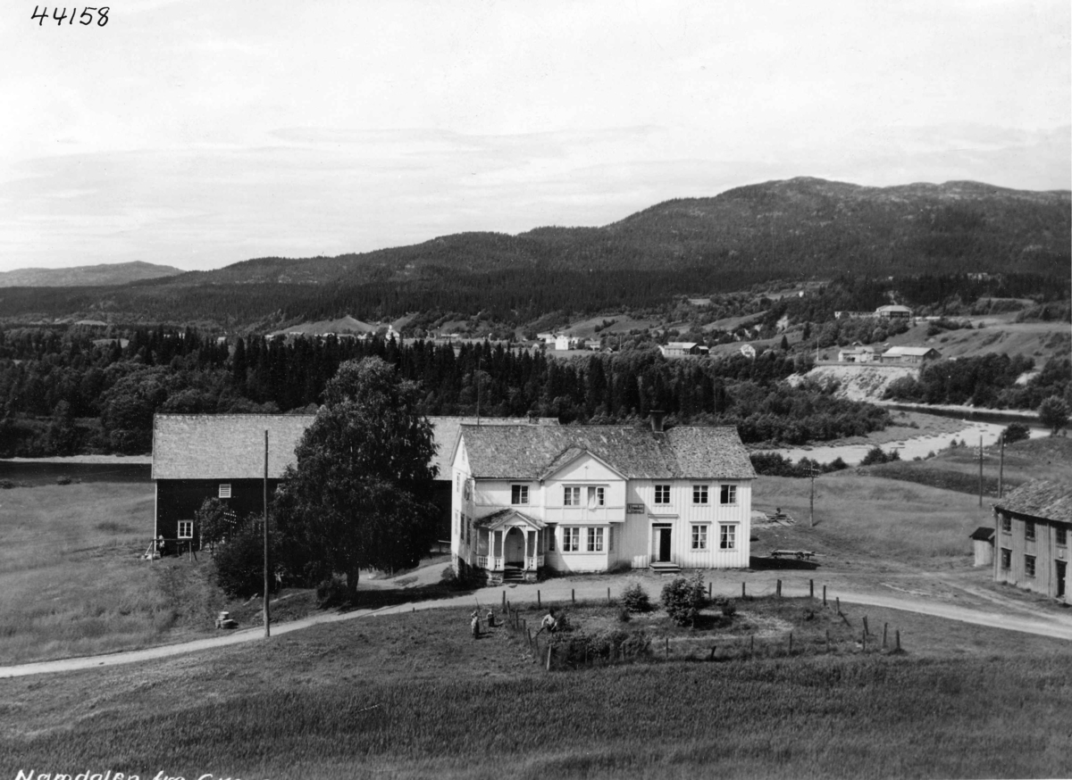 Anders Beer Wilse, Gårdsbruk. Namdalen, Grong. 1936.