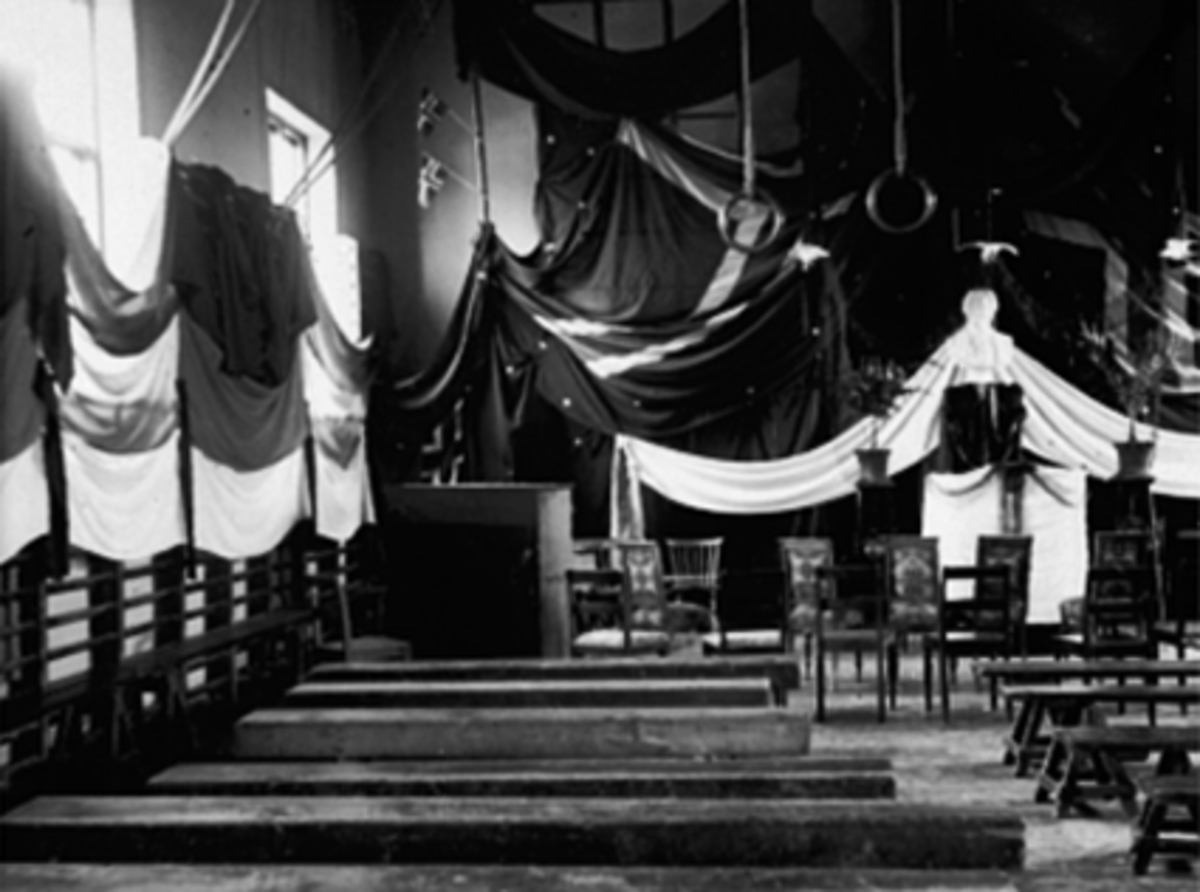 Anno Domkirkeodden, HAMAR KATEDRALSKOLE, INTERIØR GYMNASTIKKSAL, BJØRNSTJERNE BJØRNSONS BEGRAVELSE, MINNEFEST 3. MAI 1910
