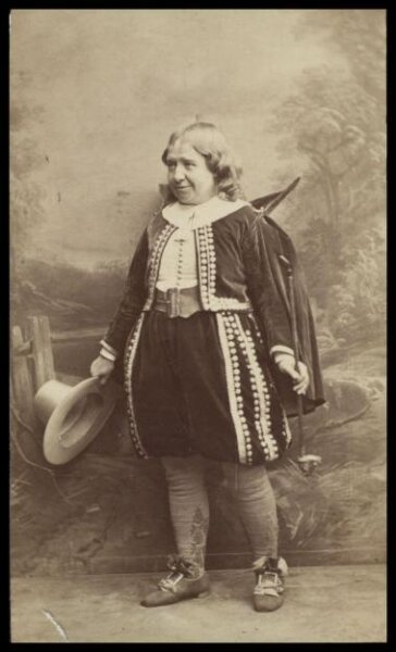 London Stereoscopic and Photographic Company, Guy Little Theatrical Photograph