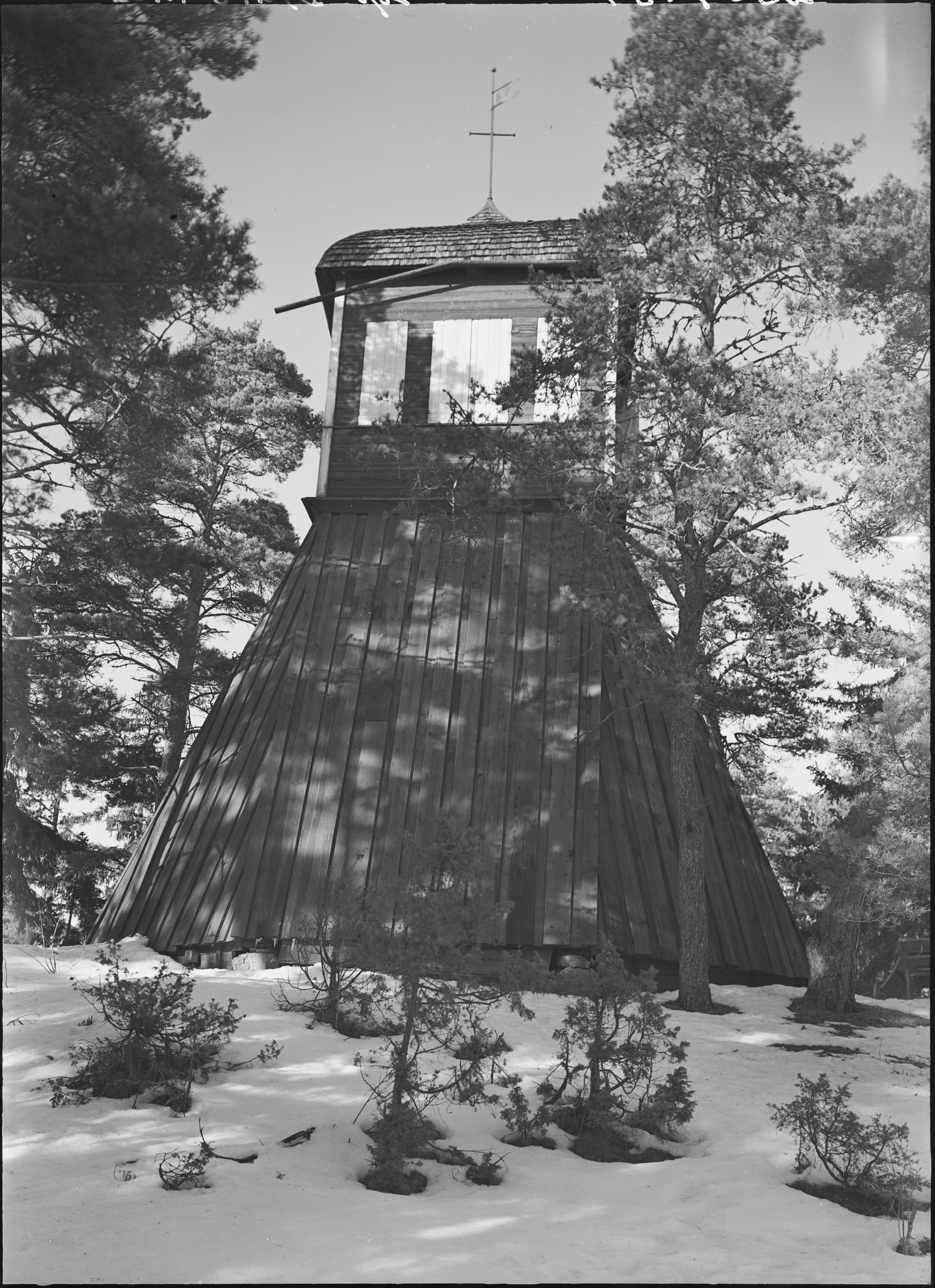 Nils Lagergren, Djurö kyrka