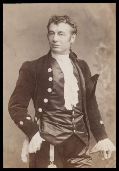 London Stereoscopic and Photographic Company, Guy Little Theatrical Photograph