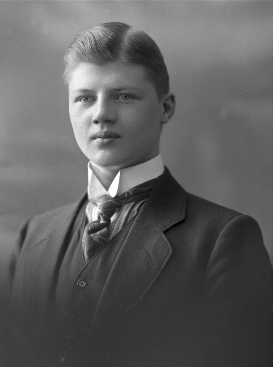 Gustav Borgen, NFB.41681