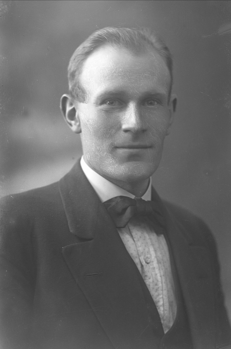 Gustav Borgen, NFB.28324