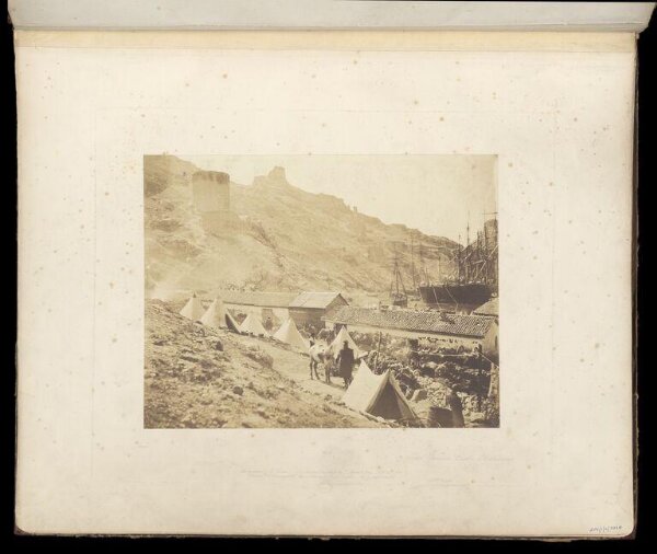 Fenton, Roger, The Genoese Castle Balaklava