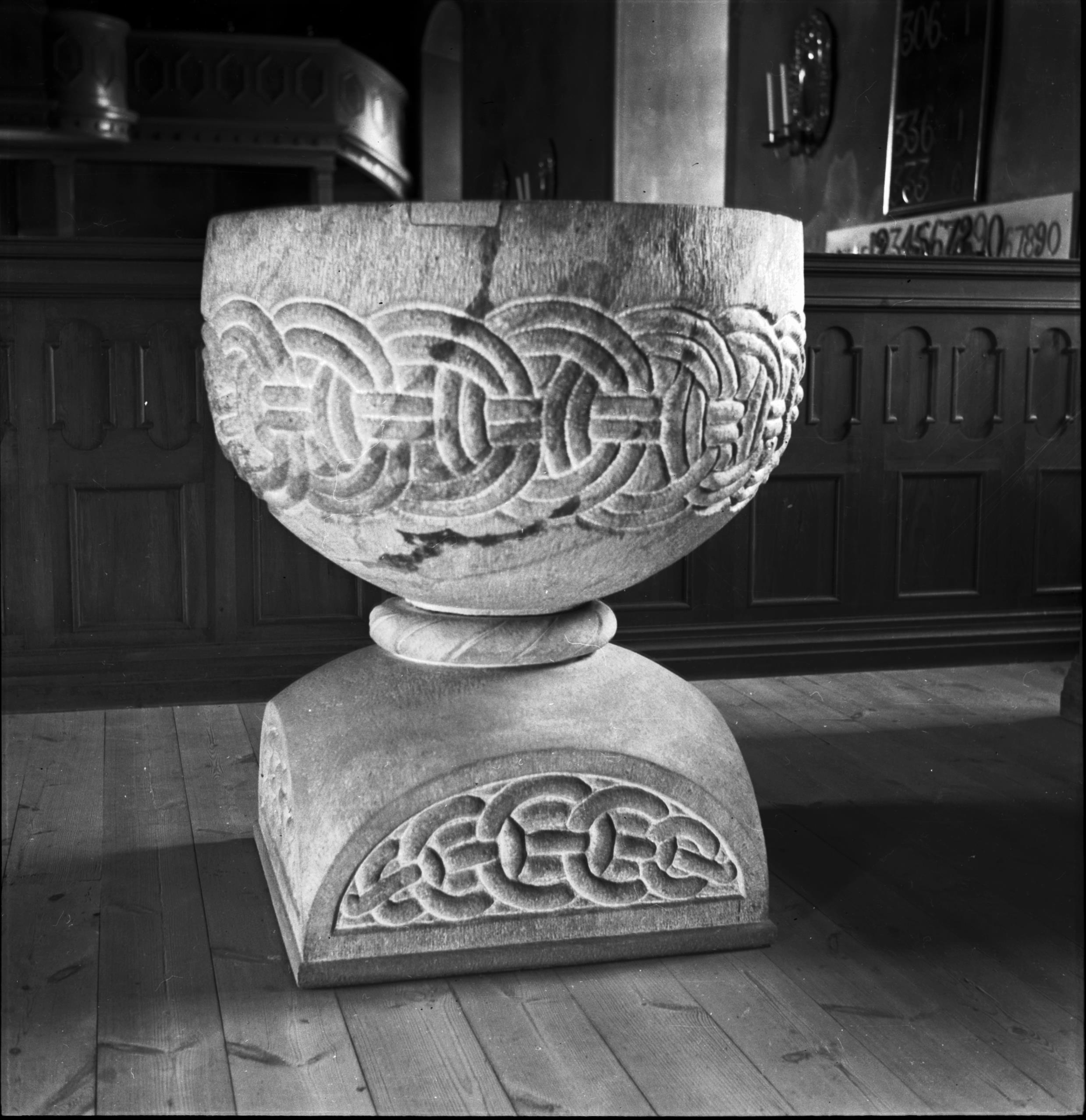 Bertil Waldén, Helgesta kyrka