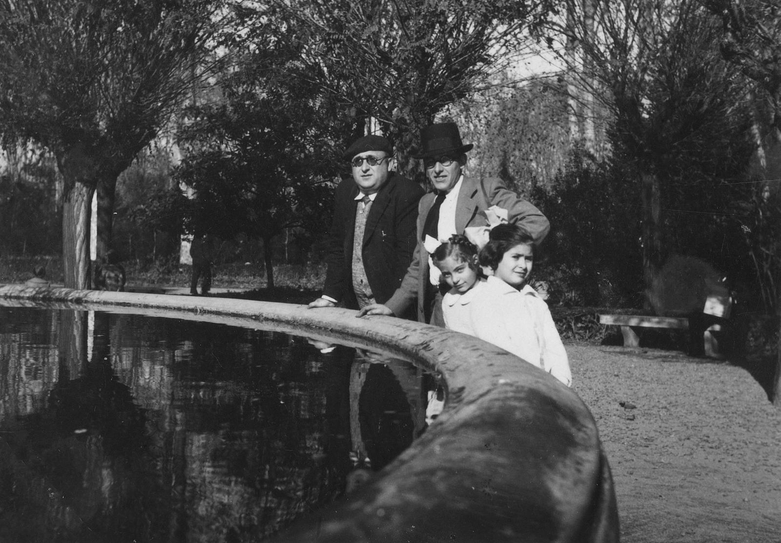 Desconegut, [Family Villa Martí]