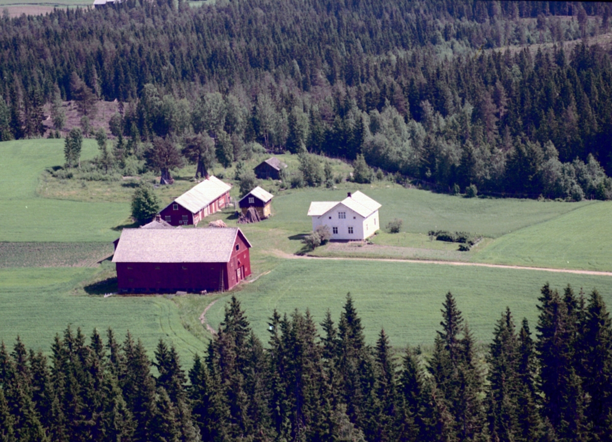 Widerøes Flyveselskap A/S, FLYFOTO RØNNINGSTAD GARD