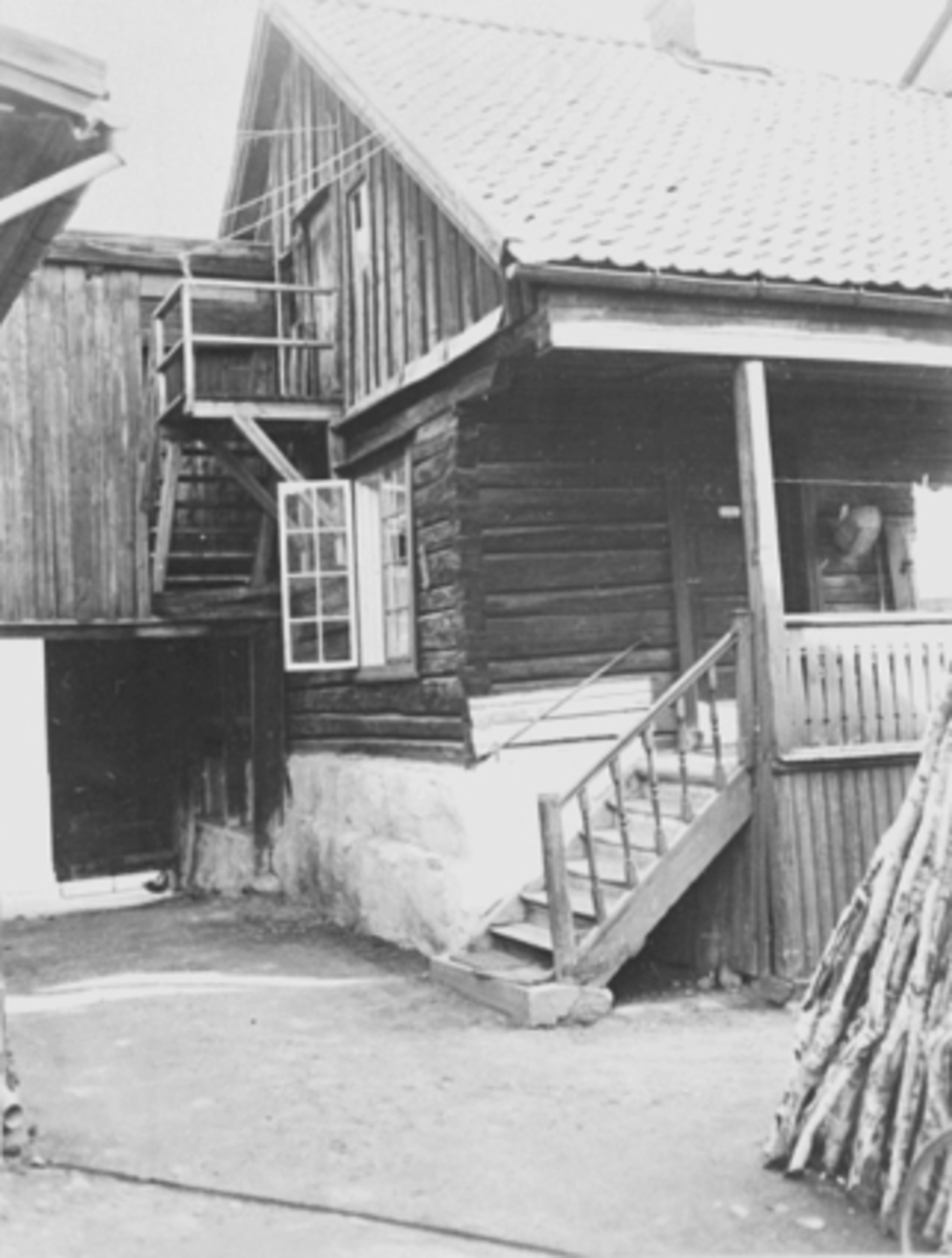 Anno Domkirkeodden, EKSTERIØR STORHAMARGATA. 22, BAKGÅRDEN.