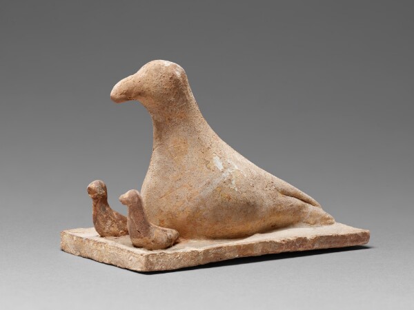 Unknown, Statuette of a Bird with Two Chicks