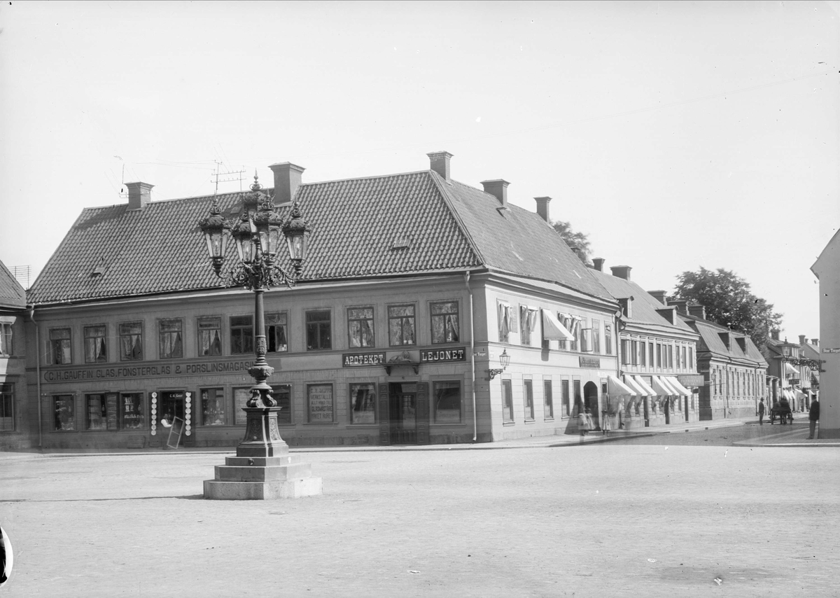 Alfred Dahlgren, Stora torget och Kungsängsgatan, Dragarbrunn, Uppsala från nordväst 1901 - 1902