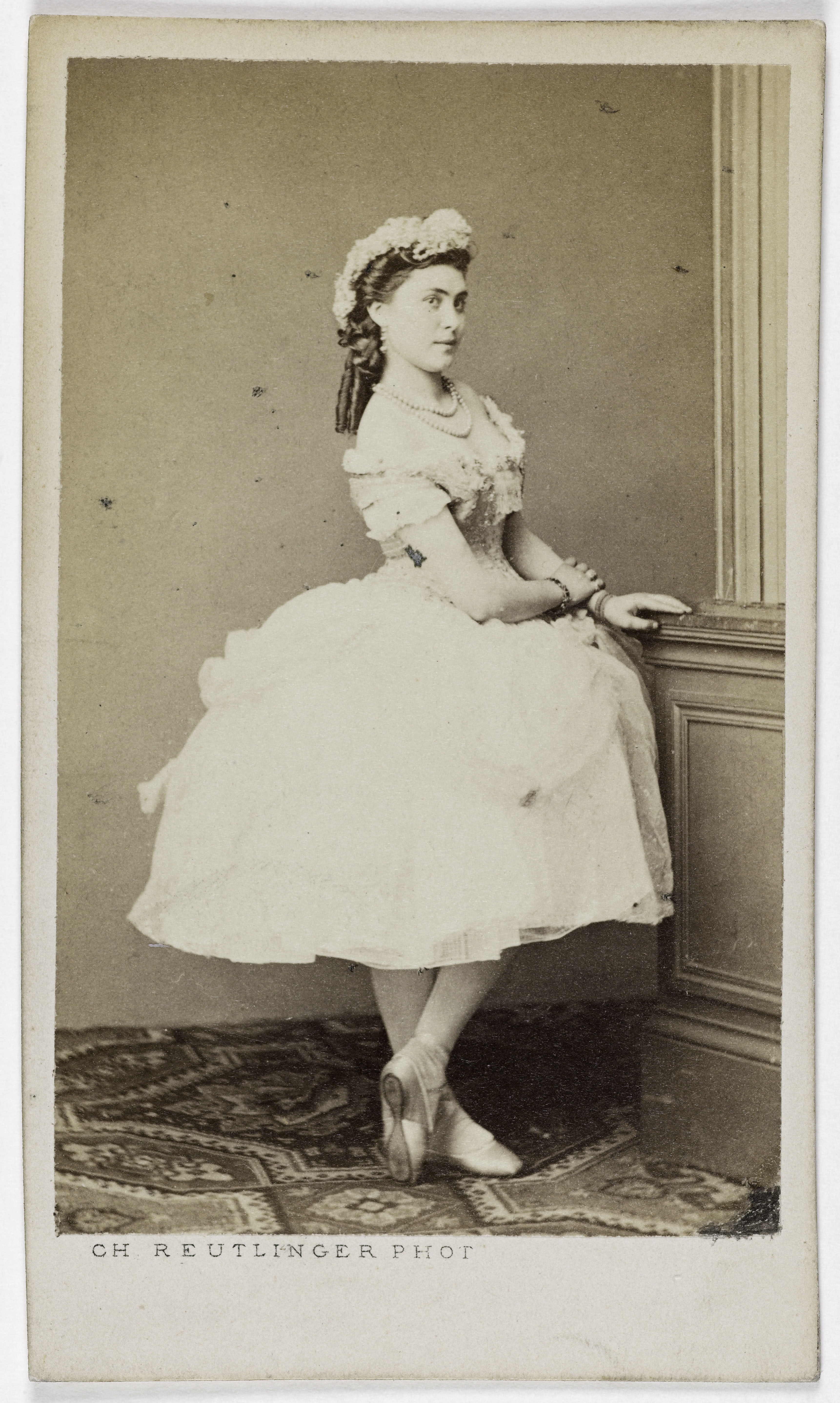 Charles Reutlinger, Portrait de Duchateau (danseuse à l'Opéra)