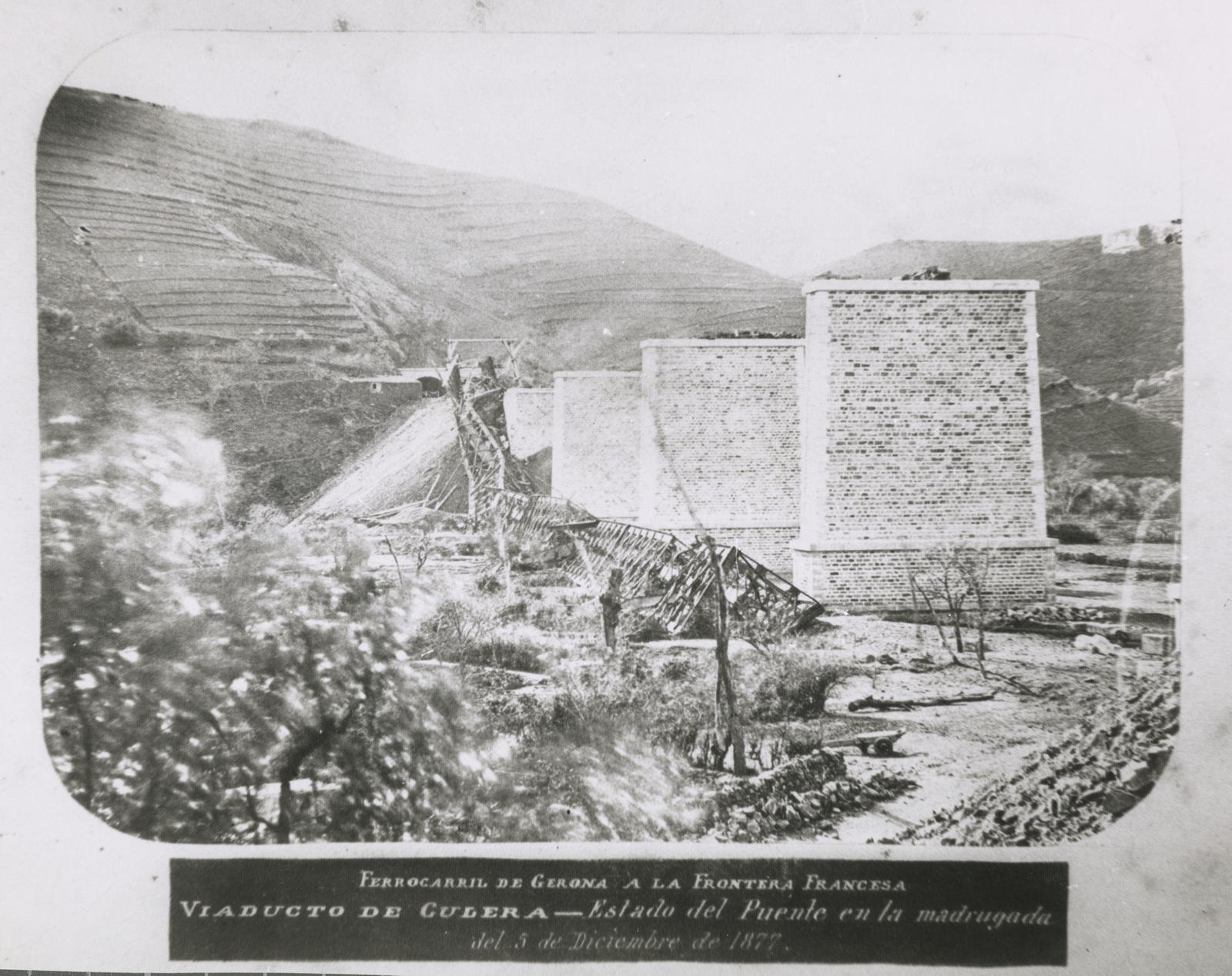 Desconegut, Viaduct of Culera- Stado del Puente in the madrugada of the 5th of December, 1877