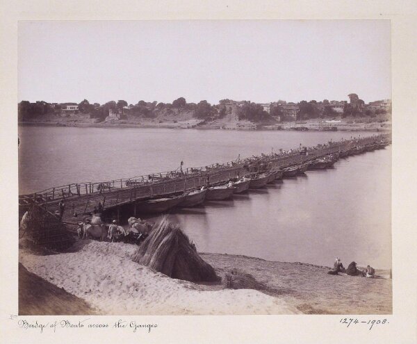 Unknown, Bridge of boats across the river Ganges at Cawnpore