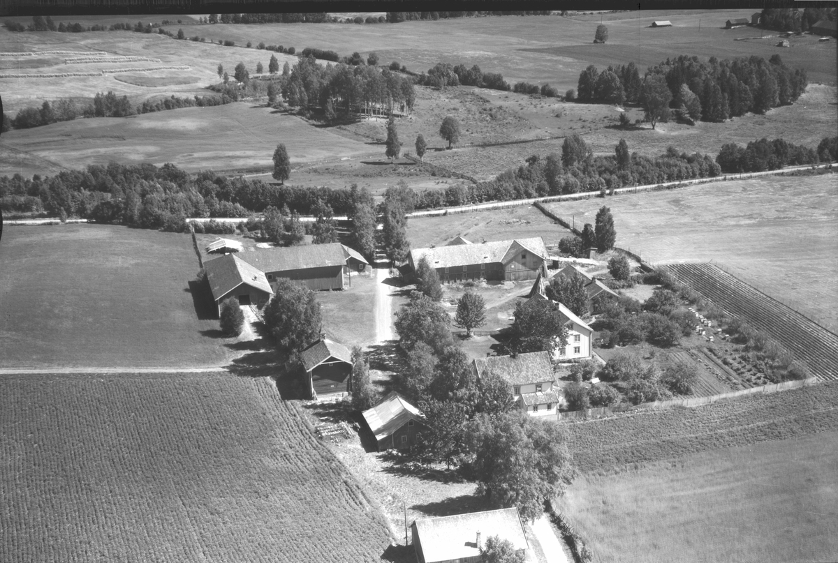 Widerøes Flyveselskap A/S, FLYFOTO KALLERUD