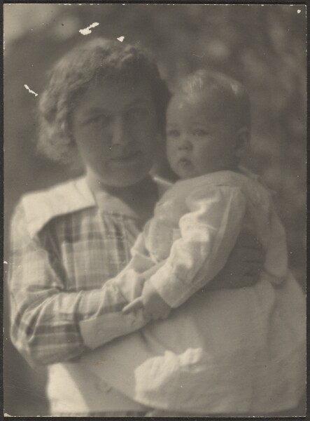 Louis Fleckenstein, [Florence Holding Baby]